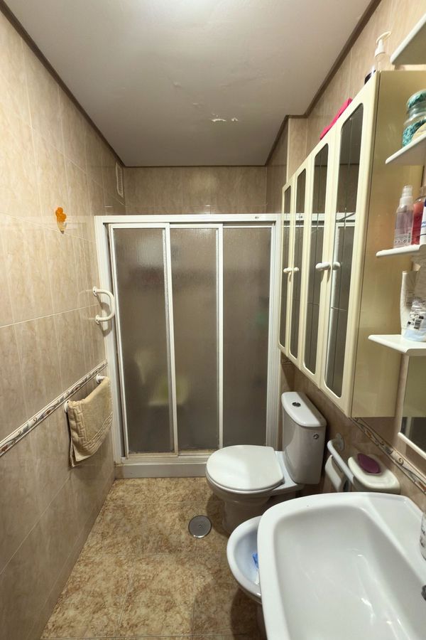 Baño completo piso El Almendral Jerez de la Frontera