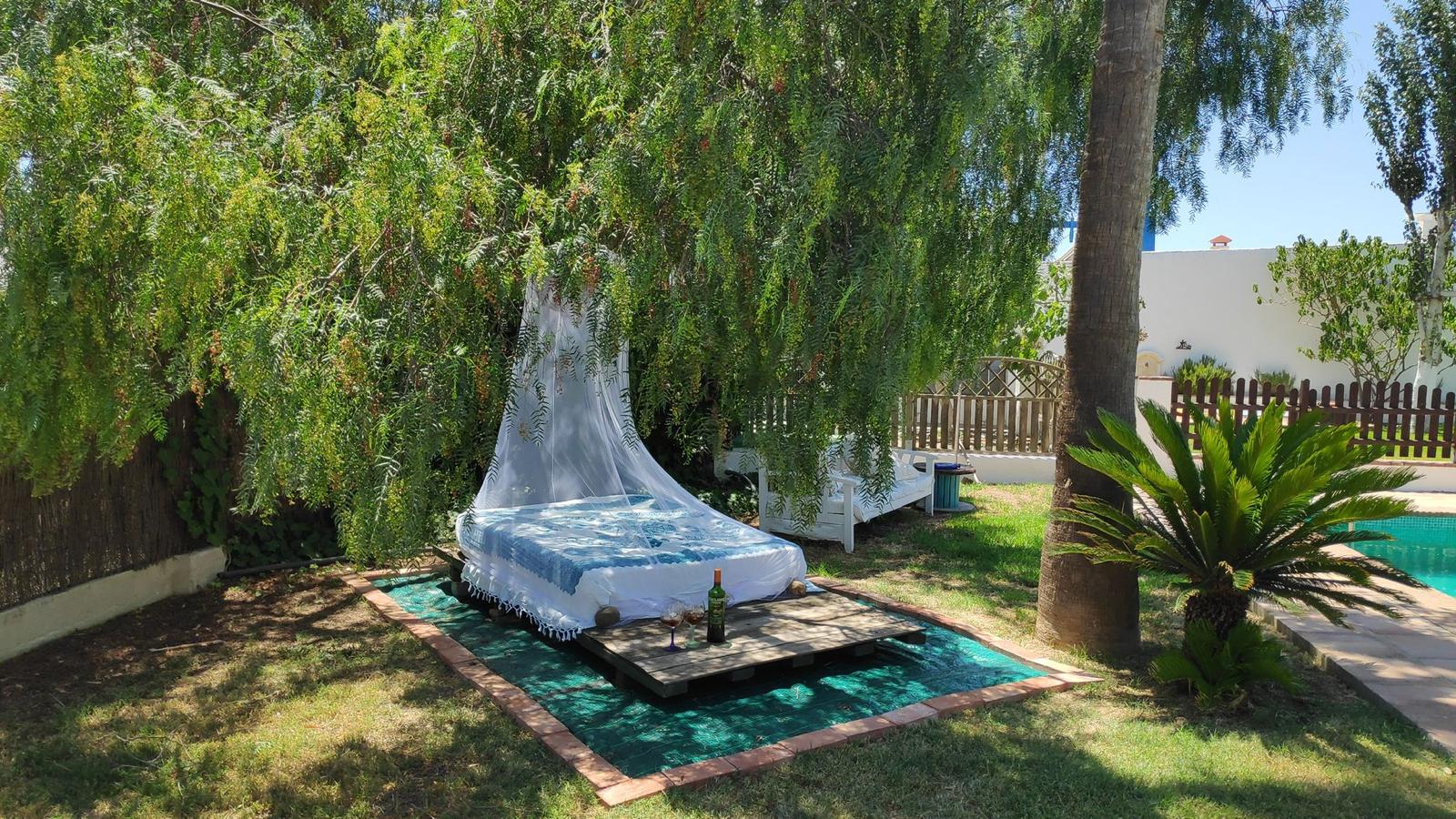 Zona piscina y exteriores finca El Puerto Santa María